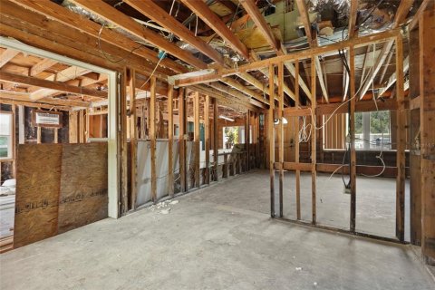 House in Sarasota, Florida 2 bedrooms, 114.92 sq.m. № 1821127 - photo 15