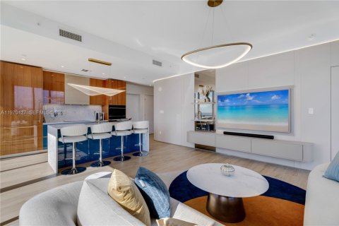 Condo in Miami, Florida, 2 bedrooms  № 2030837