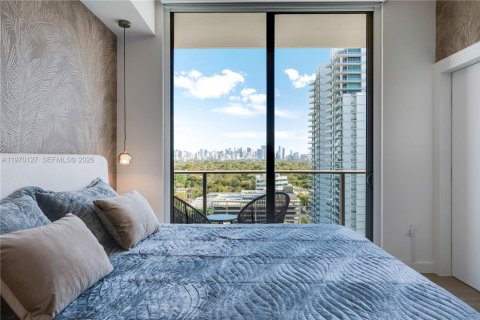 Condo in Miami, Florida, 2 bedrooms № 2030837 - photo 15