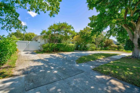 Villa ou maison à vendre à North Palm Beach, Floride: 3 chambres, 174.66 m2 № 2255693 - photo 27