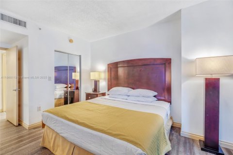 Copropriété à vendre à Sunny Isles Beach, Floride: 1 chambre, 91.97 m2 № 1979255 - photo 11
