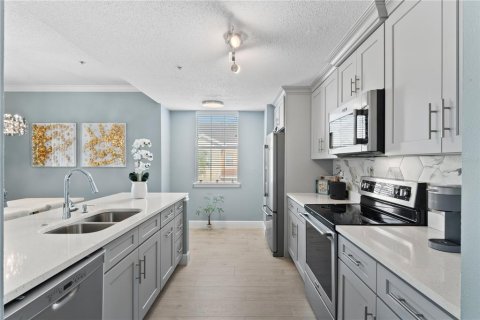 Condo in Orlando, Florida, 2 bedrooms  № 1717554 - photo 5