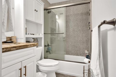 Copropriété à louer à North Miami Beach, Floride: 4 chambres, 233.93 m2 № 1715448 - photo 10