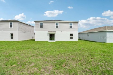 House in Palm Bay, Florida 4 bedrooms, 180.32 sq.m. № 2239520 - photo 18
