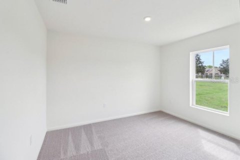House in Palm Bay, Florida 4 bedrooms, 180.32 sq.m. № 2239520 - photo 13