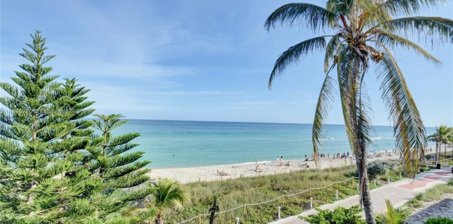 Condo à Miami Beach, Floride, 2 chambres  № 1892907