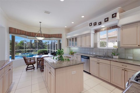Villa ou maison à vendre à Lakewood Ranch, Floride: 3 chambres, 235.79 m2 № 2151743 - photo 13