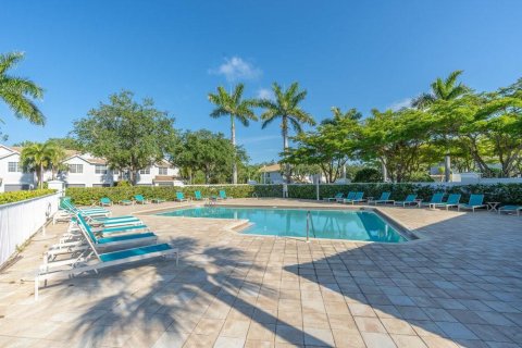 Touwnhouse à vendre à Naples, Floride: 3 chambres, 159.33 m2 № 1761255 - photo 18