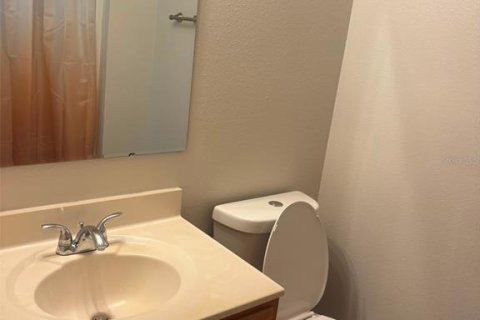 Villa ou maison à louer à Poinciana, Floride: 3 chambres, 127.09 m2 № 2339044 - photo 4