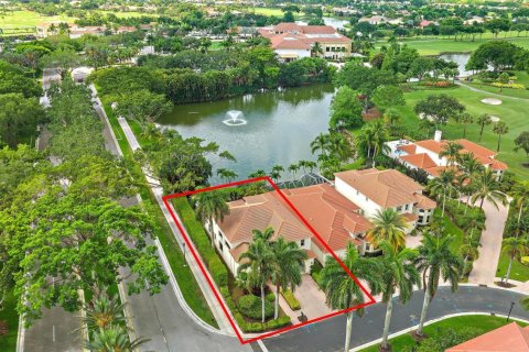 Casa en venta en West Palm Beach, Florida, 3 dormitorios, 271.92 m2 № 2248475 - foto 2