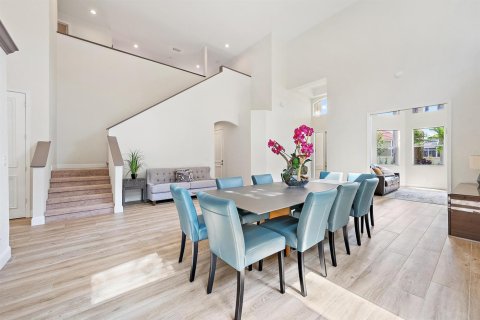 Casa en venta en West Palm Beach, Florida, 3 dormitorios, 271.92 m2 № 2248475 - foto 9