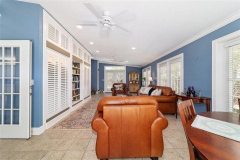 House in Ocala, Florida 5 bedrooms, 360.74 sq.m. № 1733011 - photo 12