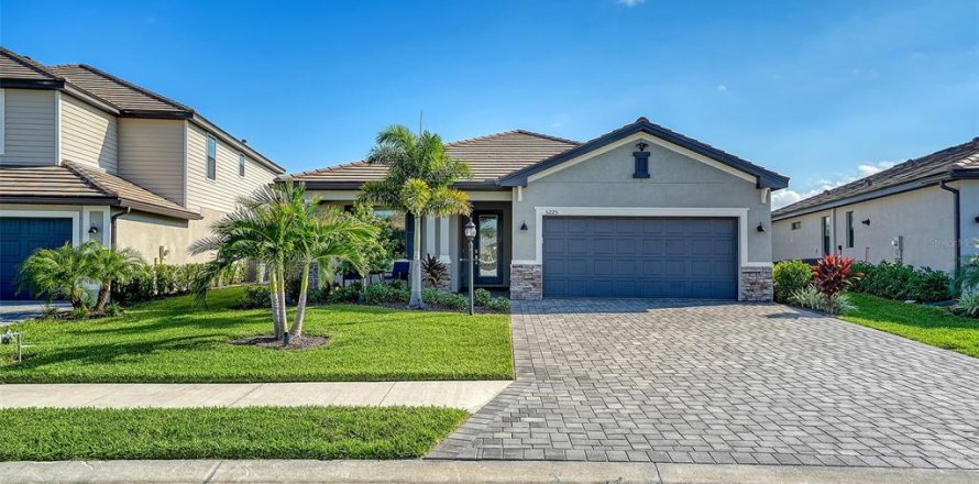 Casa en Bradenton, Florida 3 dormitorios, 171.78 m2 № 2209718