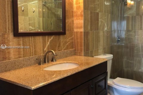 Снять в аренду кондоминиум в Халландейл-Бич, Флорида 1 спальня, 92.9м2, № 2032118 - фото 9