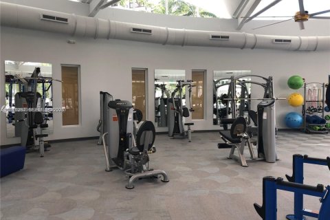 Снять в аренду кондоминиум в Халландейл-Бич, Флорида 1 спальня, 92.9м2, № 2032118 - фото 19