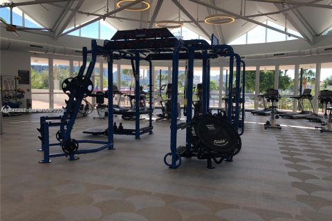 Снять в аренду кондоминиум в Халландейл-Бич, Флорида 1 спальня, 92.9м2, № 2032118 - фото 16