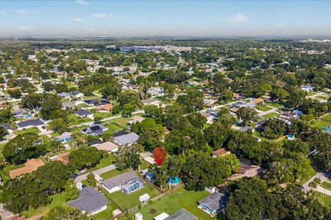 Купить виллу или дом в Эджуотер, Флорида 6 комнат, 156.35м2, № 2259521 - фото 23