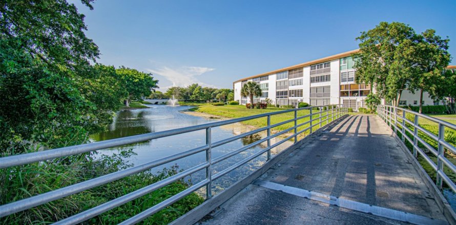 Condo à Coconut Creek, Floride, 2 chambres № 1091845