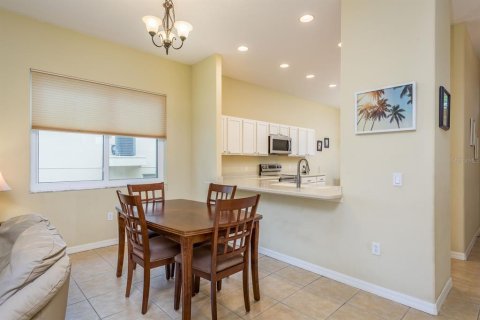Casa en venta en Tarpon Springs, Florida, 3 dormitorios, 158.86 m2 № 1841426 - foto 12