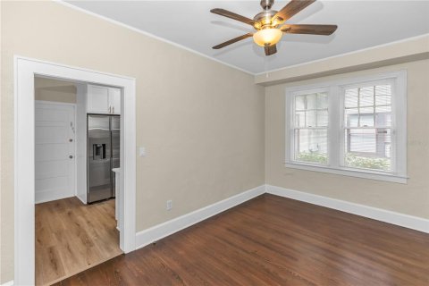 Casa en venta en Orlando, Florida, 4 dormitorios, 200.95 m2 № 1909581 - foto 11