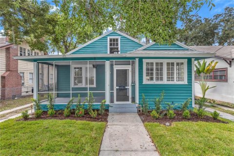Casa en venta en Orlando, Florida, 4 dormitorios, 200.95 m2 № 1909581 - foto 1