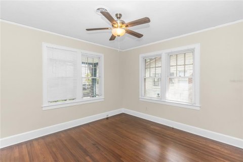 Casa en venta en Orlando, Florida, 4 dormitorios, 200.95 m2 № 1909581 - foto 17