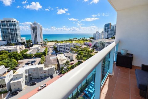 Condo in Miami Beach, Florida, 1 bedroom  № 2428462