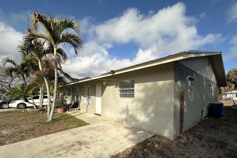 Immobilier commercial à Stuart, Floride 199.37 m2 № 2147194