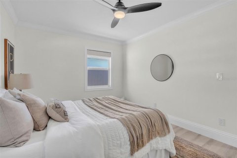 House in Clearwater, Florida 3 bedrooms, 176.33 sq.m. № 2279969 - photo 23