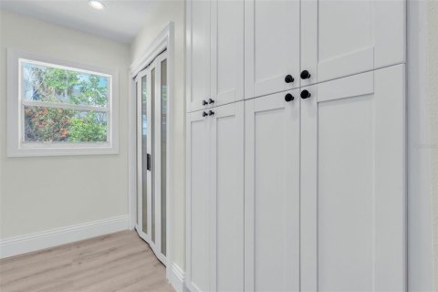 House in Clearwater, Florida 3 bedrooms, 176.33 sq.m. № 2279969 - photo 26