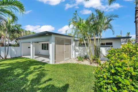 House in Clearwater, Florida 3 bedrooms, 176.33 sq.m. № 2279969 - photo 30