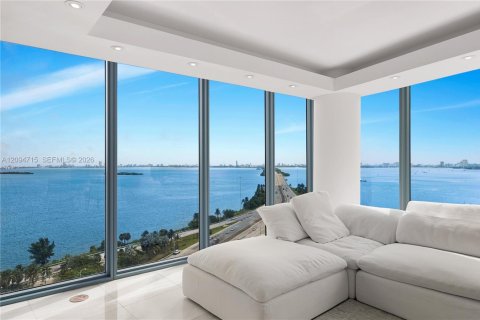 Copropriété à vendre à Miami, Floride: 3 chambres, 173.73 m2 № 2390145 - photo 9