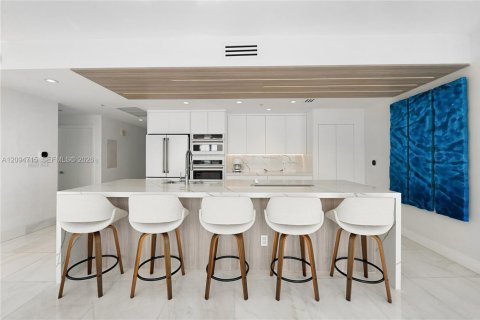 Copropriété à vendre à Miami, Floride: 3 chambres, 173.73 m2 № 2390145 - photo 15