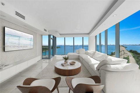 Copropriété à vendre à Miami, Floride: 3 chambres, 173.73 m2 № 2390145 - photo 5