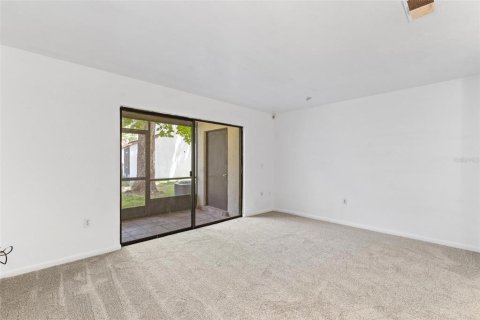 Condo in Gainesville, Florida, 2 bedrooms  № 1893750 - photo 3
