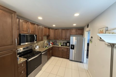 Condominio en venta en Coral Springs, Florida, 2 dormitorios, 108.51 m2 № 2250117 - foto 4