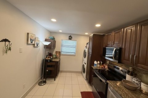 Condominio en venta en Coral Springs, Florida, 2 dormitorios, 108.51 m2 № 2250117 - foto 5
