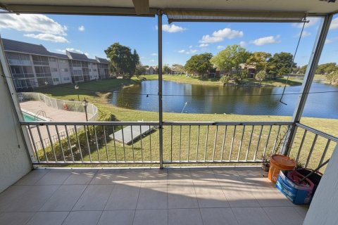 Condominio en venta en Coral Springs, Florida, 2 dormitorios, 108.51 m2 № 2250117 - foto 2