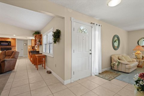 Casa en venta en New Port Richey, Florida, 5 dormitorios, 247.4 m2 № 1556361 - foto 19