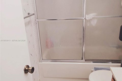 Condo in Lauderdale Lakes, Florida, 1 bedroom  № 2009823