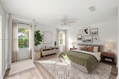 House in Miramar, Florida 4 bedrooms, 218.04 sq.m. № 2186116 - photo 22
