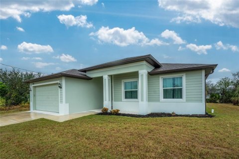 Villa ou maison à vendre à Englewood, Floride: 3 chambres, 139.17 m2 № 1535879 - photo 1