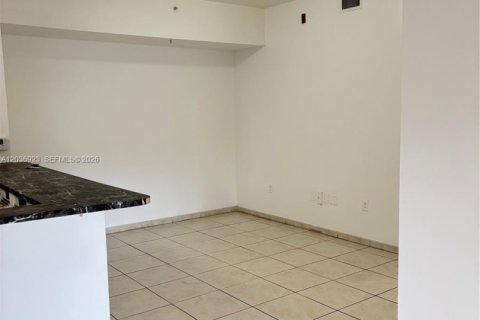 Apartment in Doral, Florida 3 bedrooms, 103.03 sq.m. № 2170065 - photo 6