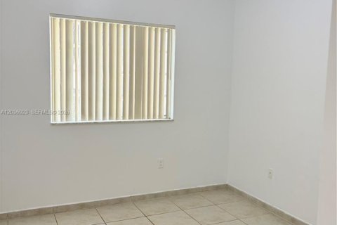Apartment in Doral, Florida 3 bedrooms, 103.03 sq.m. № 2170065 - photo 8