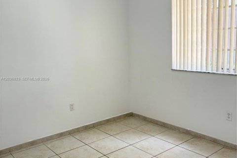 Apartment in Doral, Florida 3 bedrooms, 103.03 sq.m. № 2170065 - photo 10