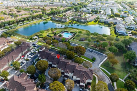 Купить таунхаус в Хомстед, Флорида 2 спальни, 132.94м2, № 2057035 - фото 23