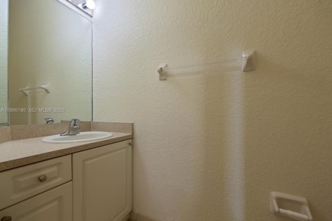 Купить таунхаус в Хомстед, Флорида 2 спальни, 132.94м2, № 2057035 - фото 18
