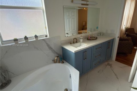 Townhouse in Miami, Florida 3 bedrooms, 163.32 sq.m. № 2043214 - photo 26