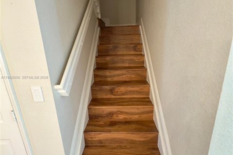 Townhouse in Miami, Florida 3 bedrooms, 163.32 sq.m. № 2043214 - photo 17