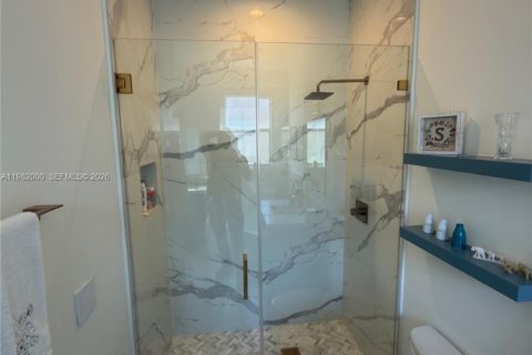 Townhouse in Miami, Florida 3 bedrooms, 163.32 sq.m. № 2043214 - photo 27